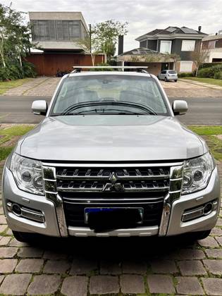 MITSUBISHI PAJERO FULL 3.2 HPE 4X4 16V TURBO INTERCOOLER DIESEL 4P AUTOMÁTICO